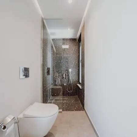 Milo Villa